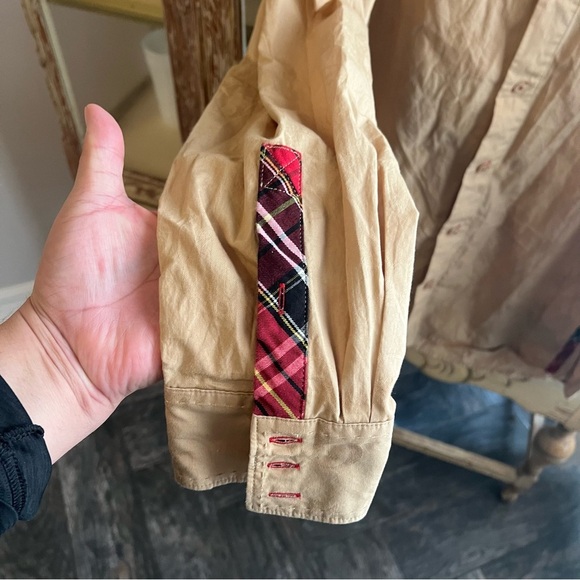 COOGI Tan Men's Vintage XXL Button Shirt with Embroidered Accents - Picture 7 of 11